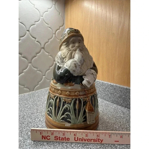 Karen Hahn Art of Nature Santa with Lantern - 4003252 Old World Santa - Picture 5 of 6